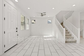 5821 W Pueblo Ave in Phoenix, AZ - Building Photo - Building Photo