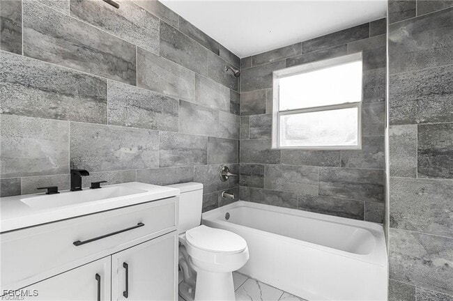 property at 4472 E Riverside Dr