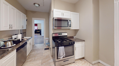 23 Clarke St-Unit -1fl in Binghamton, NY - Building Photo - Building Photo