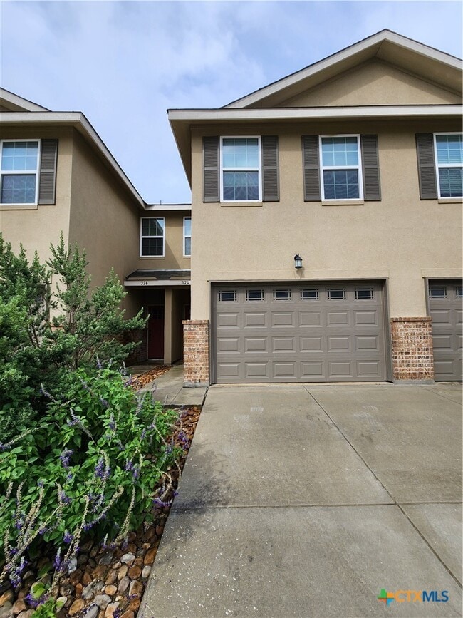 property at 324 Untermaier St