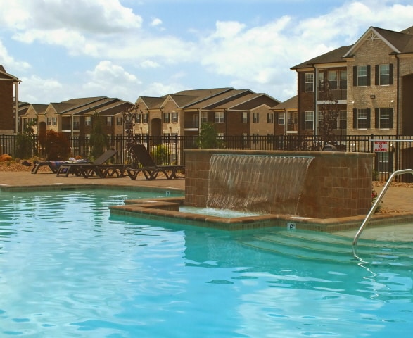 The Overlook at Stone Spring in Harrisonburg, VA - Building Photo - Building Photo