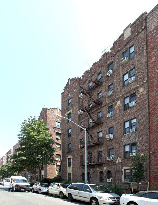 1775 E 18th St in Brooklyn, NY - Building Photo