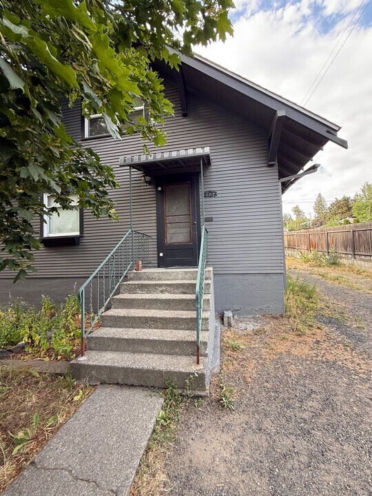 3204 E 16th Ave in Spokane, WA - Building Photo