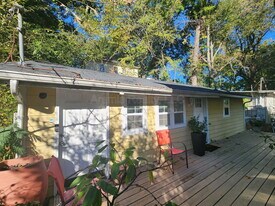 1064 Curran St NW in Atlanta, GA - Building Photo