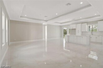 4383 Randall Blvd in Naples, FL - Building Photo - Building Photo