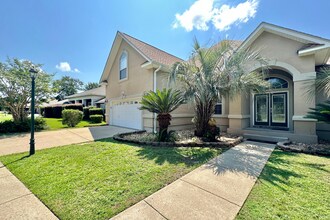 4611 Chanan Dr in Crestview, FL - Building Photo - Building Photo