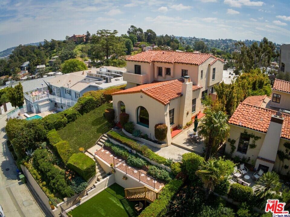 3365 Ley Dr in Los Angeles, CA - Building Photo