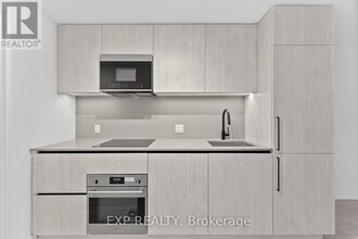 35 Parliament St in Toronto, ON - Building Photo - Building Photo