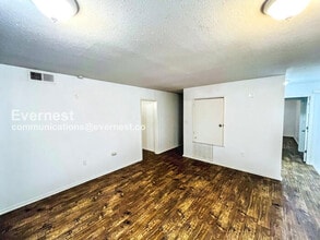 1460 Woody Dr in Jackson, MS - Building Photo - Building Photo