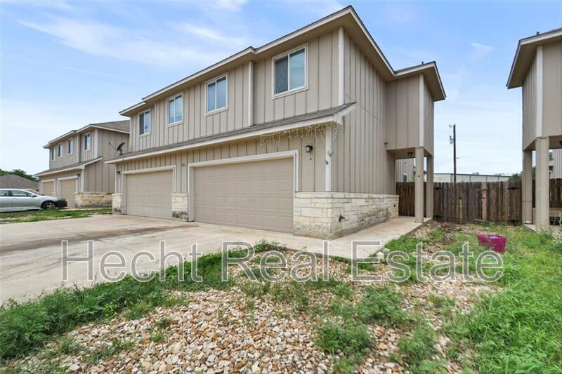 408 Carl Shipp Dr in Liberty Hill, TX - Building Photo