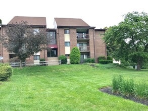 15601 Dorset Rd, Unit 202 in Laurel, MD - Building Photo - Building Photo