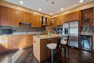 4458 S Greenwood Ave in Chicago, IL - Building Photo - Building Photo
