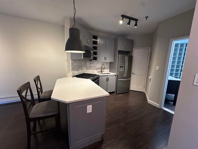 property at 75 Garden St