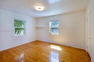 46 NE 101st St in Miami Shores, FL - Building Photo - Building Photo