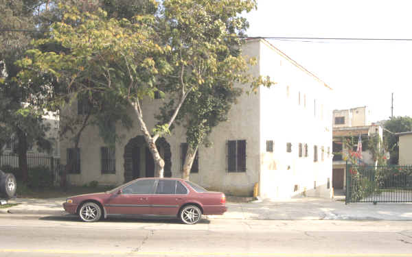 706-710 1/2 N Hoover St in Los Angeles, CA - Building Photo - Building Photo