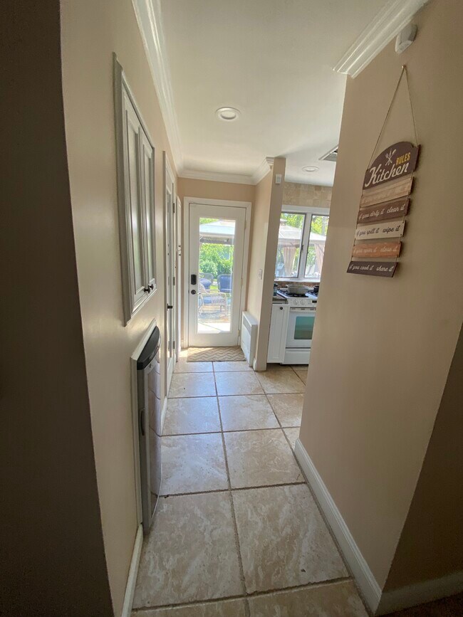 35 Willow St Rentals in Selden, NY