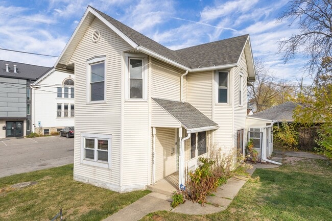property at 2402 East Ave