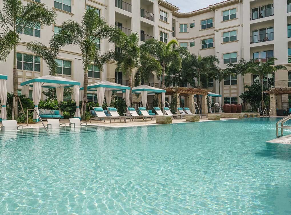 AMLI Sawgrass Village Apartments in Sunrise, FL
