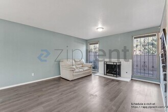 2410 El Cid Ct in Henderson, NV - Building Photo - Building Photo