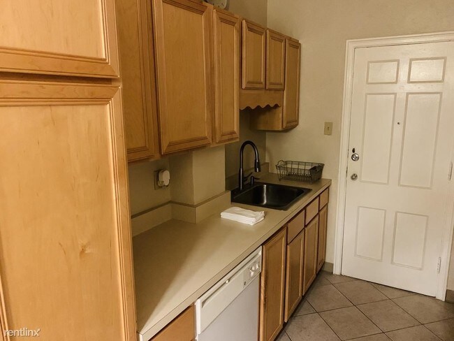 144 N Dithridge St in Pittsburgh, PA - Building Photo - Building Photo