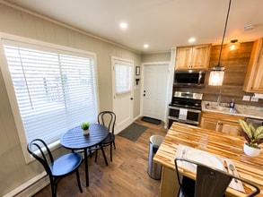 1845 Portland St in Klamath Falls, OR - Building Photo - Building Photo