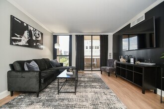 3525 Sage Rd, Unit 514 in Houston, TX - Building Photo - Building Photo