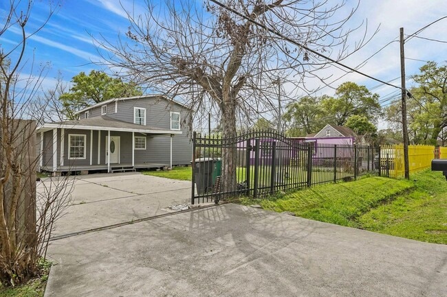 726 McDaniel St in Houston, TX - Building Photo - Building Photo