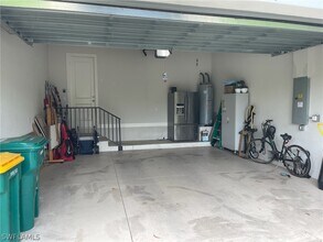 3128 Woodside Ave in Naples, FL - Building Photo - Building Photo