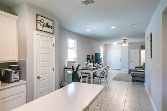 257 Syrah Ct in Leander, TX - Building Photo - Building Photo