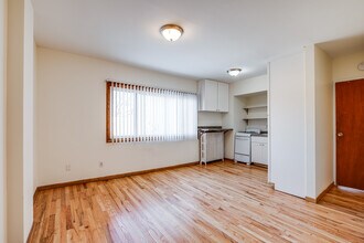 1907-1917 Colfax Ave S. in Minneapolis, MN - Building Photo - Interior Photo