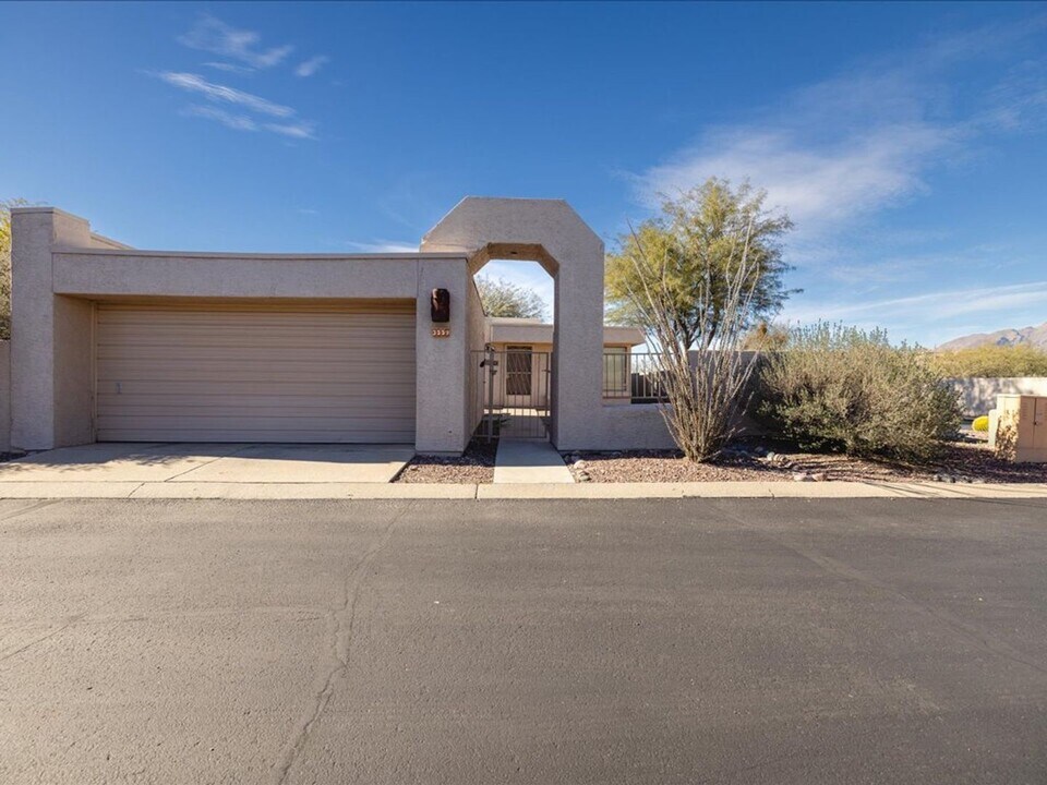 3559 N Briarwood Dr in Tucson, AZ - Building Photo