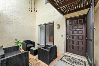 8566 Casa Del Lago in Boca Raton, FL - Building Photo - Building Photo