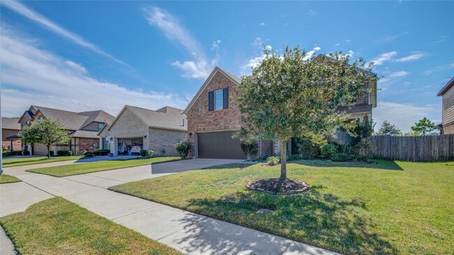 12902 Oak Fls Dr in Pearland, TX - Building Photo - Building Photo