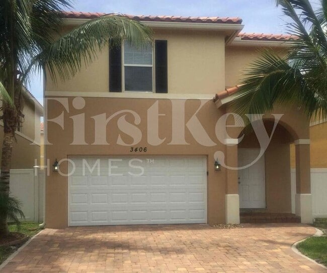 property at 3406 Elizabeth Pl N