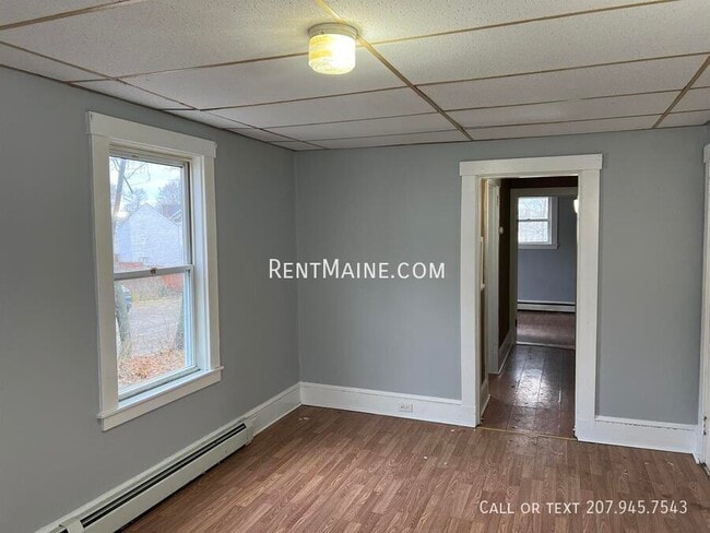 402-404 Hammond Street Apt.