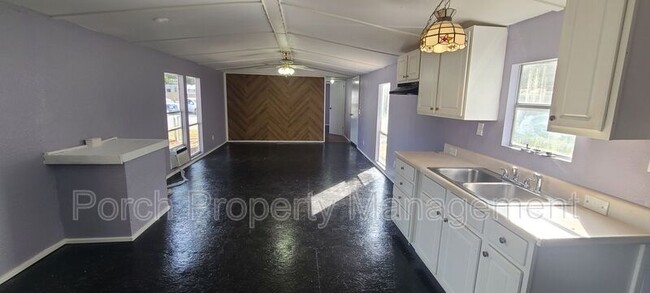 property at 7318 Hayward Ave