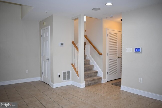 324 Scott St, Unit 203 in Baltimore, MD - Building Photo - Building Photo