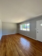 1456 Goddard Rd in Lincoln Park, MI - Foto de edificio - Building Photo
