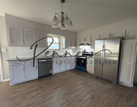 1713 E T C Lea Rd in Independence, MO - Building Photo - Building Photo