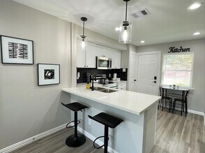 4326 Alconbury Ln, Unit 4 in Houston, TX - Building Photo - Building Photo