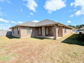 4411 Fiske St in Milton, FL - Building Photo - Building Photo