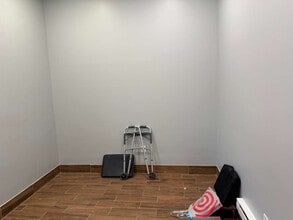 100 E Valley Stream Blvd in Valley Stream, NY - Foto de edificio - Building Photo