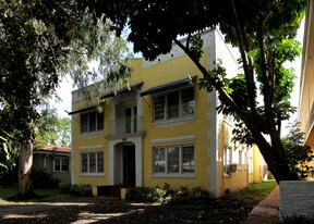 114 Antilla Ave in Miami, FL - Building Photo