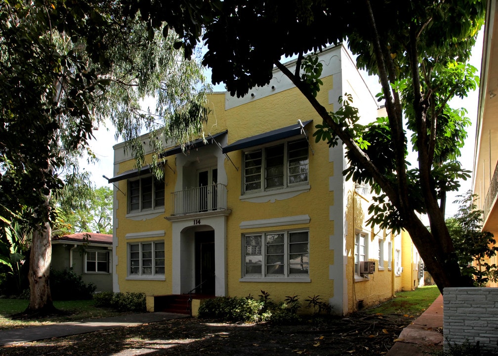 114 Antilla Ave in Miami, FL - Building Photo