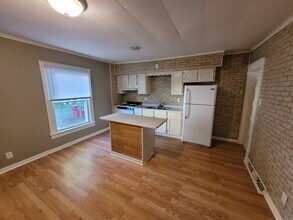 818 6th Ave, Unit 818 6th Ave in Antigo, WI - Building Photo - Building Photo