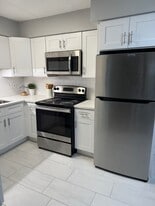 Circle Court in Forest Park, IL - Building Photo