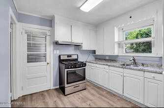 12 Walters St in Keansburg, NJ - Building Photo - Building Photo