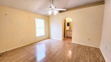 1537 Slash Pine Ct in Orange Park, FL - Building Photo - Building Photo