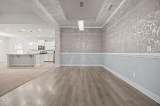 75 Rolling Waters Ct in Lillington, NC - Building Photo - Building Photo