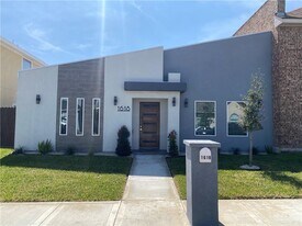 17 Toni Ln in Mission, TX - Building Photo